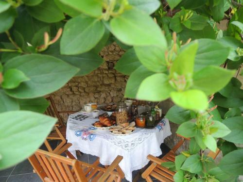 B&B Et Brocante "les Volets Verts" Chambres D'h�tes De Charme