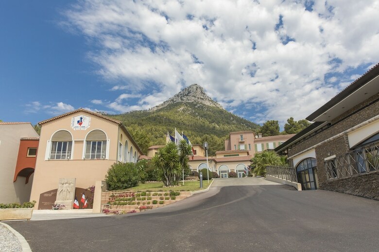 Hotel Domaine Des Gueules Cassees