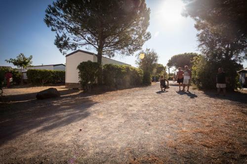 Camping Sunissim La Clape 4* By Locatour