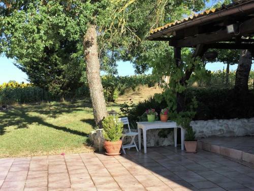 Charming Holiday Home In Monfort With Private Swimming Pool