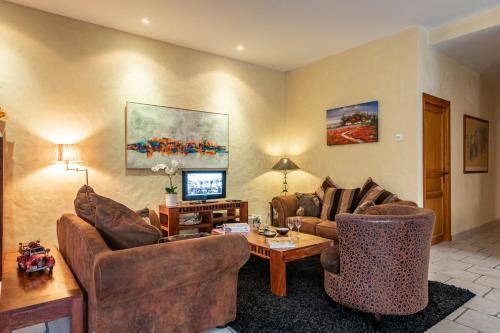 Montels Villa Sleeps 12 Pool Wifi