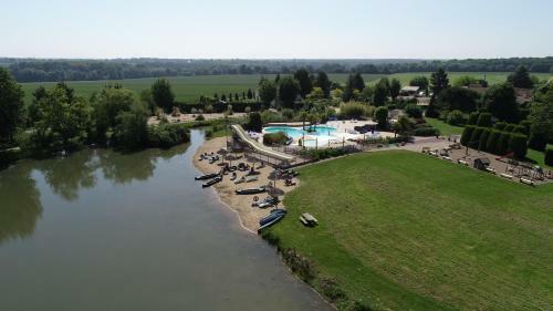 Mobil Home Xxl - Camping Les Bois Du Bardelet