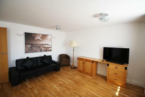 Wellesley Road Apartments