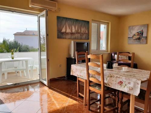 Apartments Relax Novalja