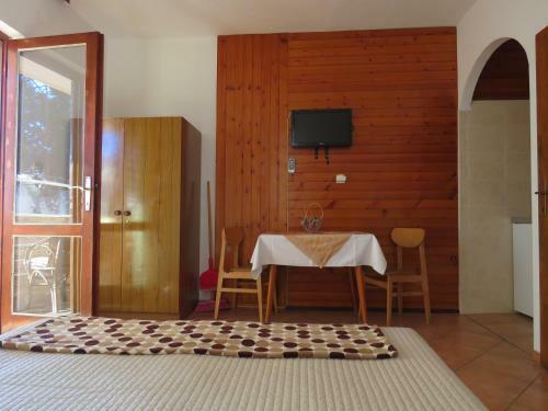Apartments Evita