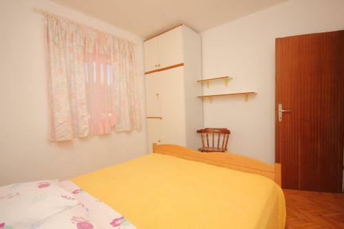 Apartments By The Sea Necujam, Solta - 8691