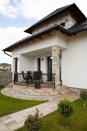 Hostal Gy?ri Vend�gh�z