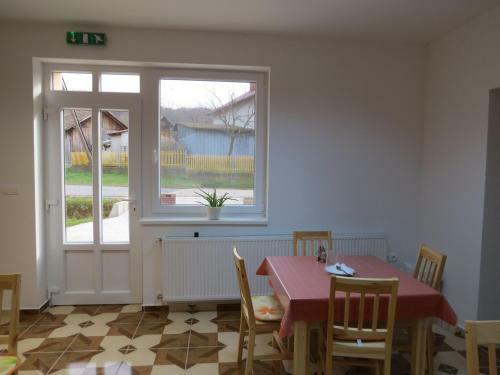Hostal Artemisz Gasztro