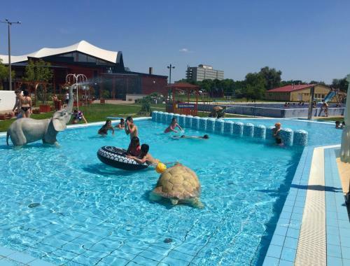 Hostal Ak�cliget Gy�gy-�s Strandf�rd?