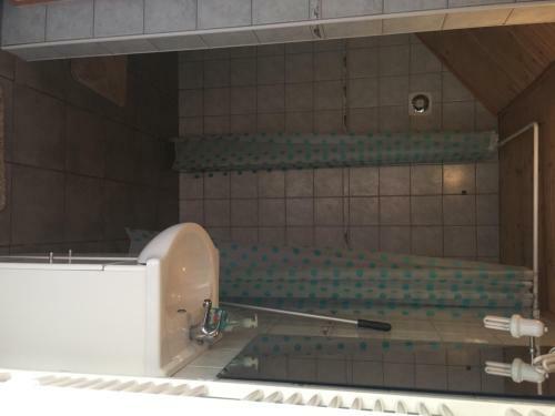 Hostal S�rv�ri Vend�gh�z