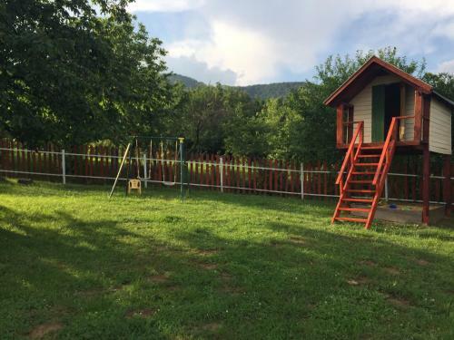 Hostal S�rv�ri Vend�gh�z
