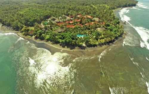 Hotel Puri Dajuma Beach Eco-resort & Spa