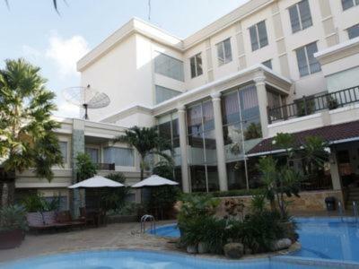 Hotel Resor Tuban Tropis