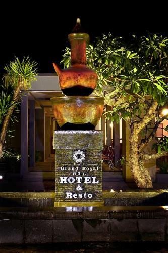 Grand Royal Bil Hotel