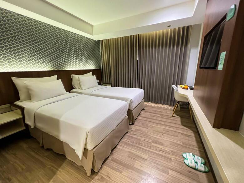 Hotel Ayola Sunrise Mojokerto