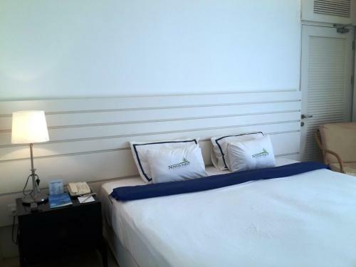 Hotel Nongsa Point Marina
