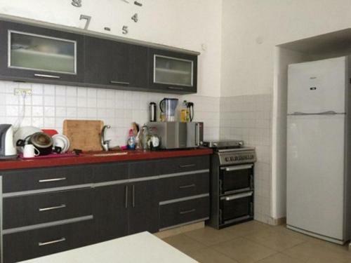 Hostal Cozy Private Rooms Near Beach And Kikar