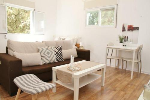 Holiday Studio Apartment Near The Bah� ' � Gardens