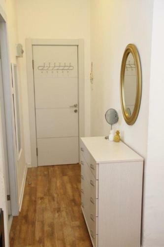 Holiday Studio Apartment Near The Bah� ' � Gardens