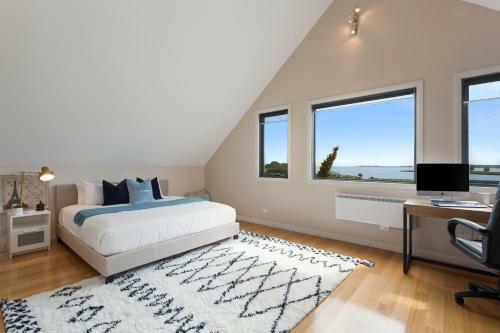 Luxury Waterfront Family Home-tasmania (i)-l'abode