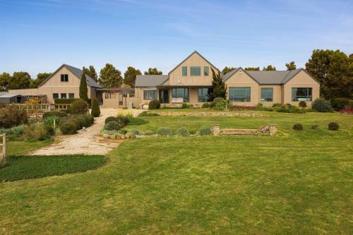 Luxury Waterfront Family Home-tasmania (i)-l'abode