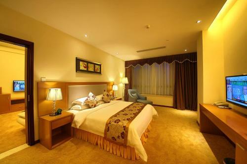 Xinxing Jinbao Haoting Hotel