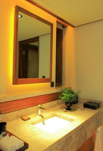 Villa Jingmai Bolian Resorts & Spa