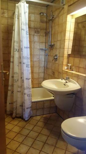 Posada Gasthof R�ssle