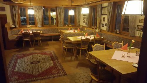 Posada Gasthof R�ssle