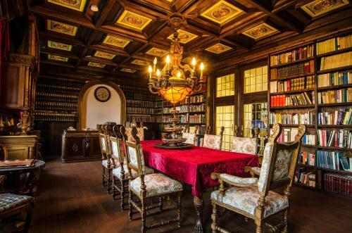Hotel Schloss Grochwitz (garni)