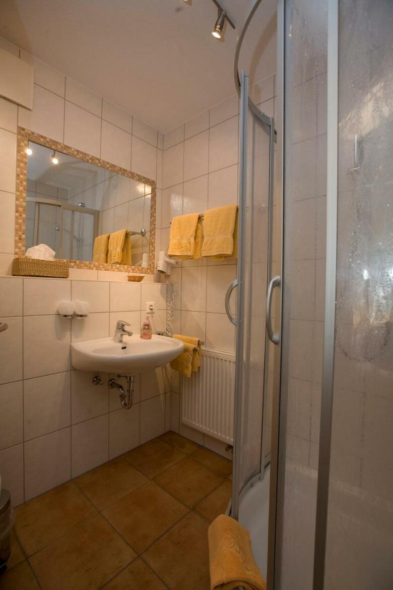 Hostal Birnbaumhof - Hotel Pension Und Ferienwohnungen