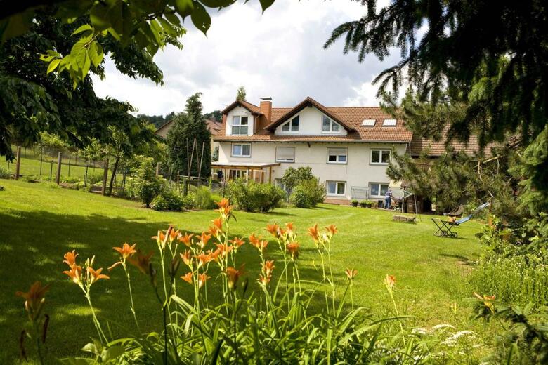 Hostal Birnbaumhof - Hotel Pension Und Ferienwohnungen
