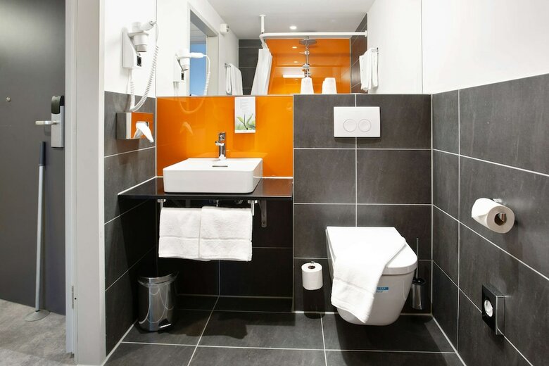 7 Days Premium Hotel Leipzig Airport
