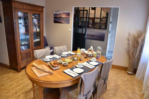 Hostal Petite Emeraude