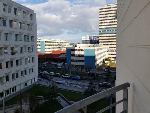 Bed & Breakfast Chambre Spacieuse Avec Balcon Et Petit D�jeuner
