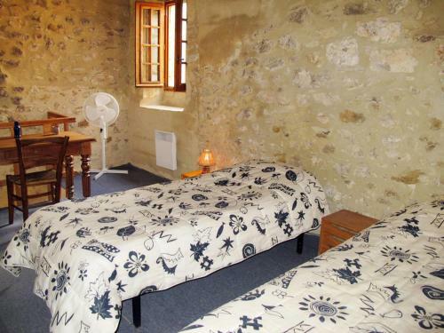 Holiday Home Mas Du Vieux Four (svo100)
