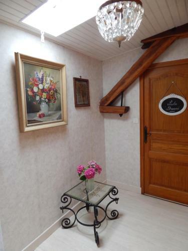 Hostal Maison Brocant'elle