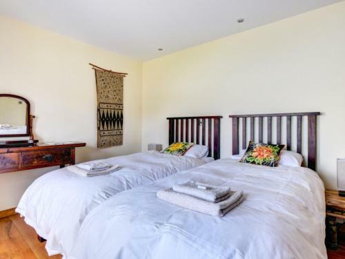 Holiday Home Tully Hip