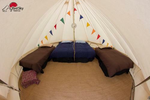 Iom Tt Pop Up Hotel By Red Sky Tent Company