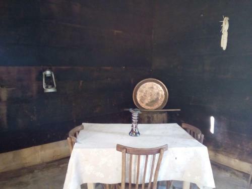 Albergue Kinchkha Wood House