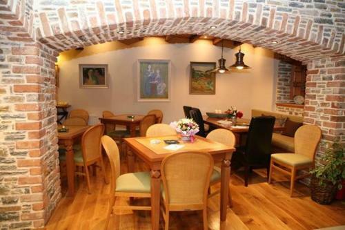 Hostal Xenonas Ton Chromaton