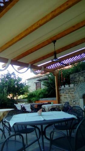 Hostal Xenonas Ton Chromaton
