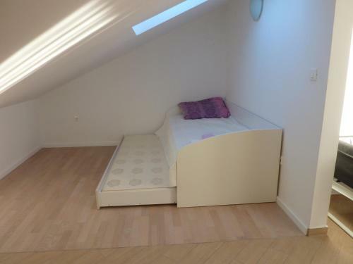 Apartments Caska IV
