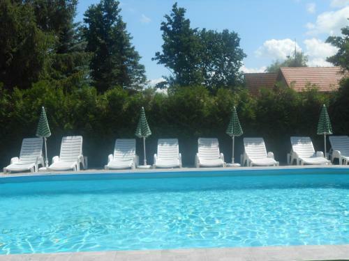 Apartments In Balatonmariaf�rdo/balaton 19452