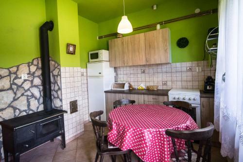 Hostal Vadmacska Vad�sz �s Vend�gh�z