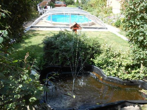 Hostal Aranyes? Vend�gh�z Csorbai