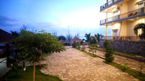 Padadita Beach Hotel