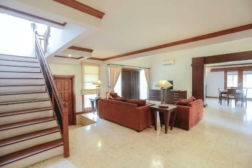 Apartamentos Whiz Residence Darmo Harapan Surabaya