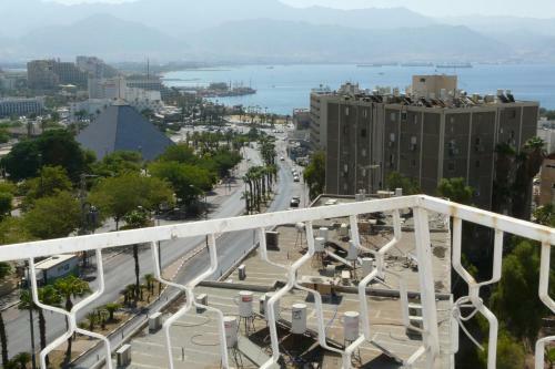 Tzofit Street Beach View Apartments