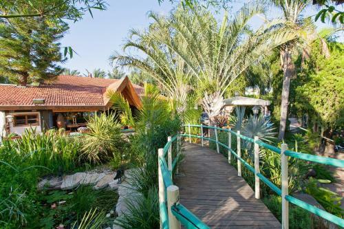 Lodge Out Of Africa Resort